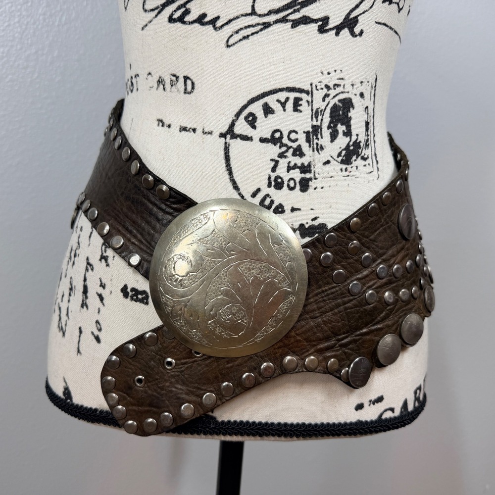 Wide Belt Women M Brown Leather Coin Studded Boho Western Y2K Festival